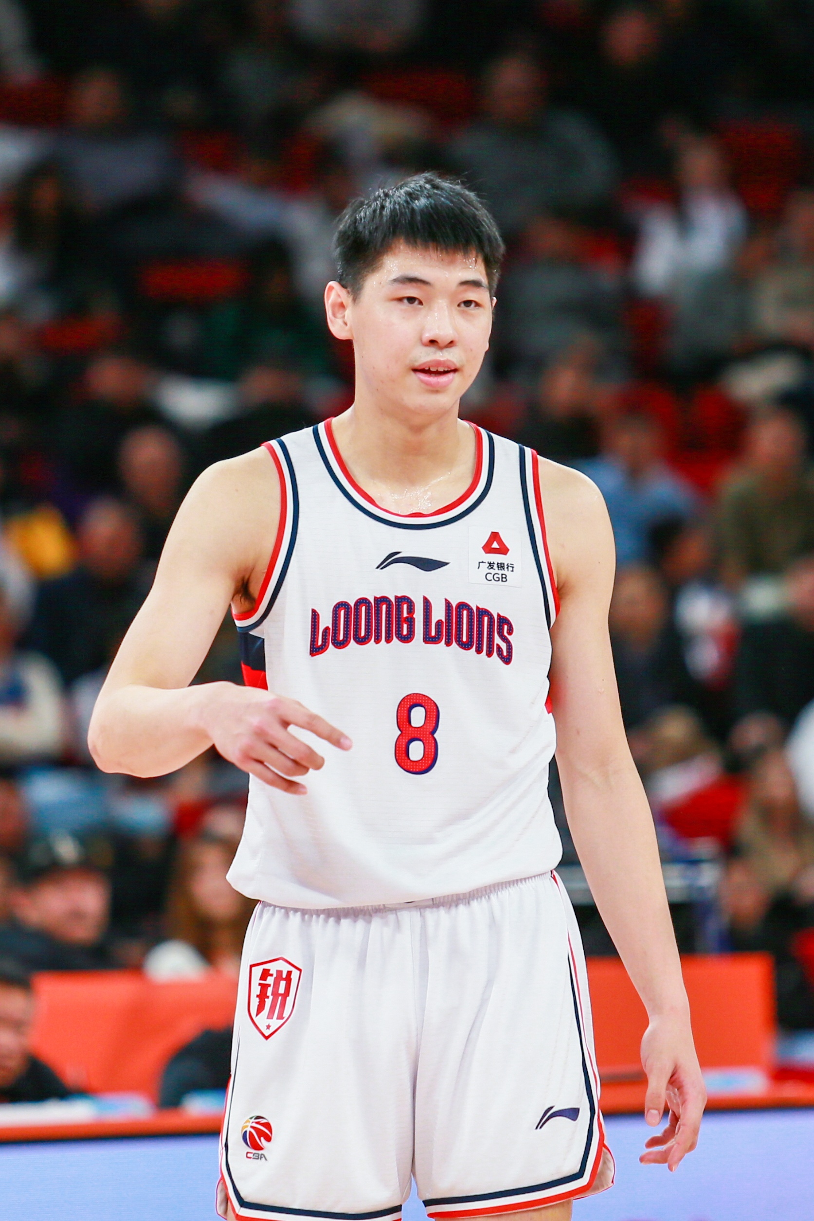 朱彦硕：崔永熙报名参加NBA选秀 我觉得还挺有机会的