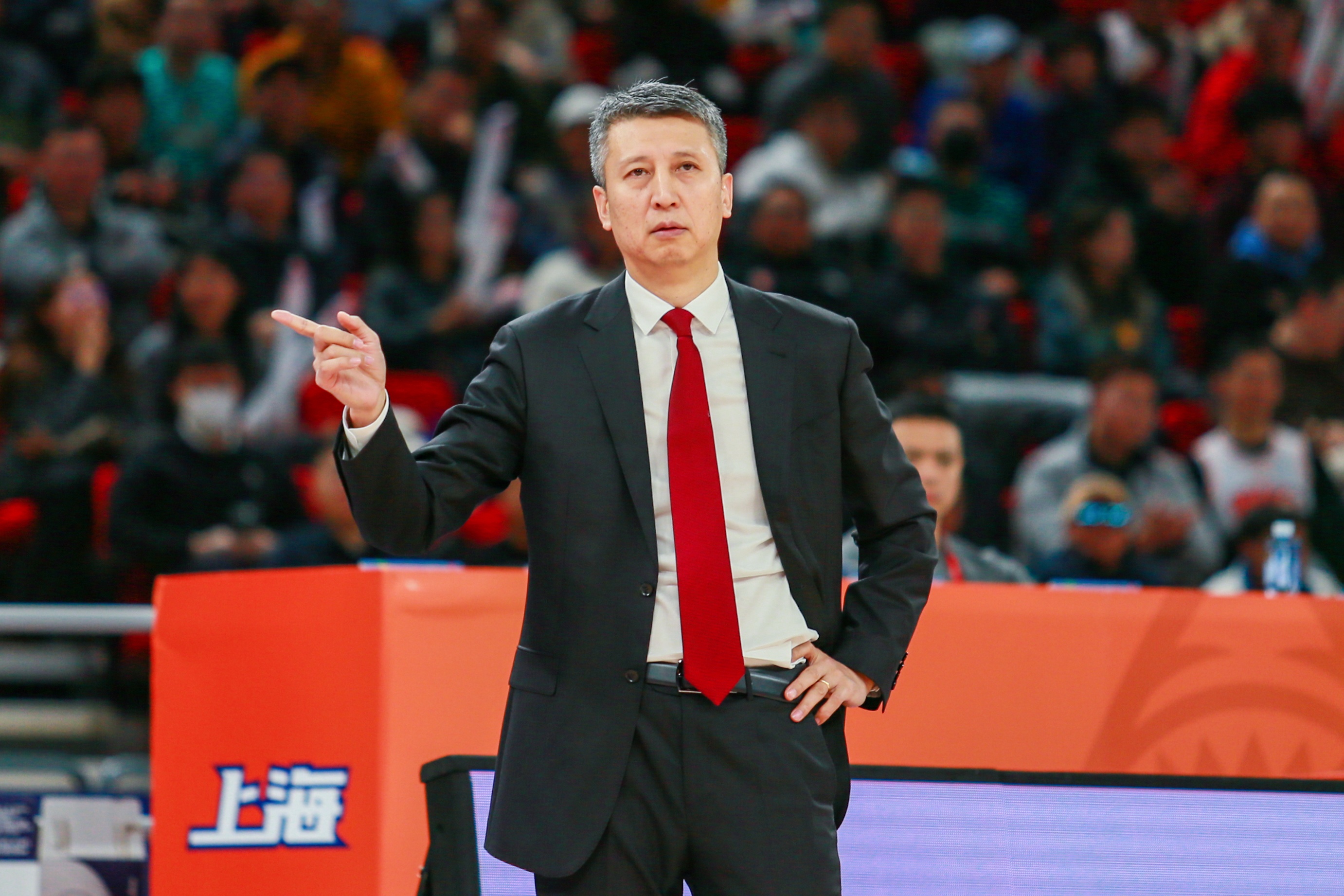 赵探长
：中国男篮集训名单已经确定完毕 球队后天在上海集中
