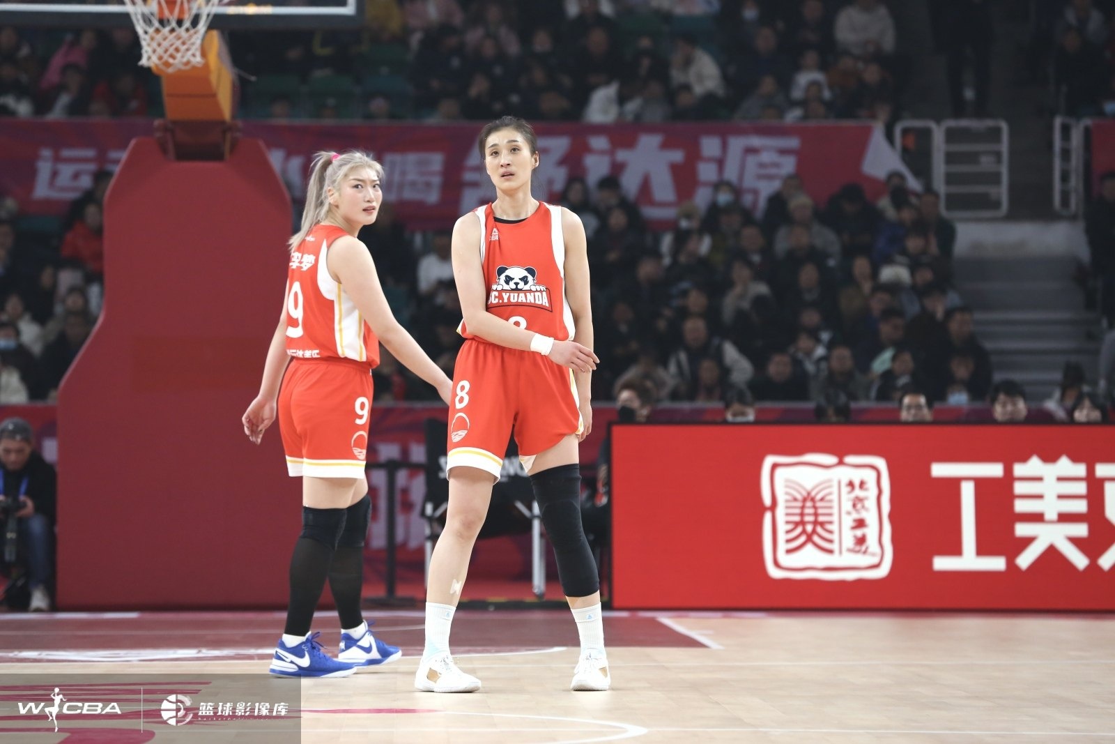 [球迷看点]江苏全运女篮主教练谈对阵国手云集的四川：光脚的不