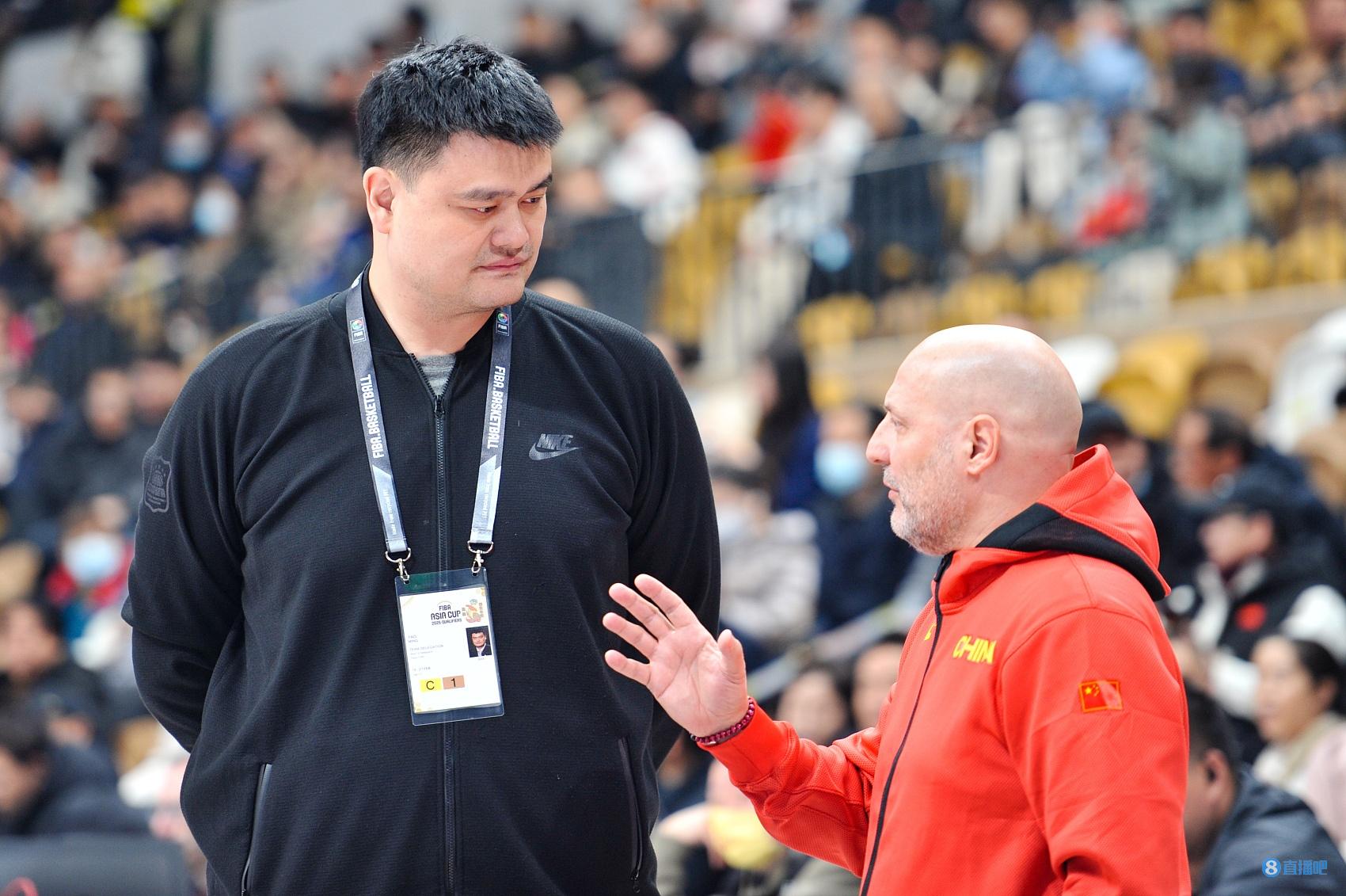 杨毅：世界&亚洲大赛输成这样 篮协给了乔帅中国篮球从未有的尊重