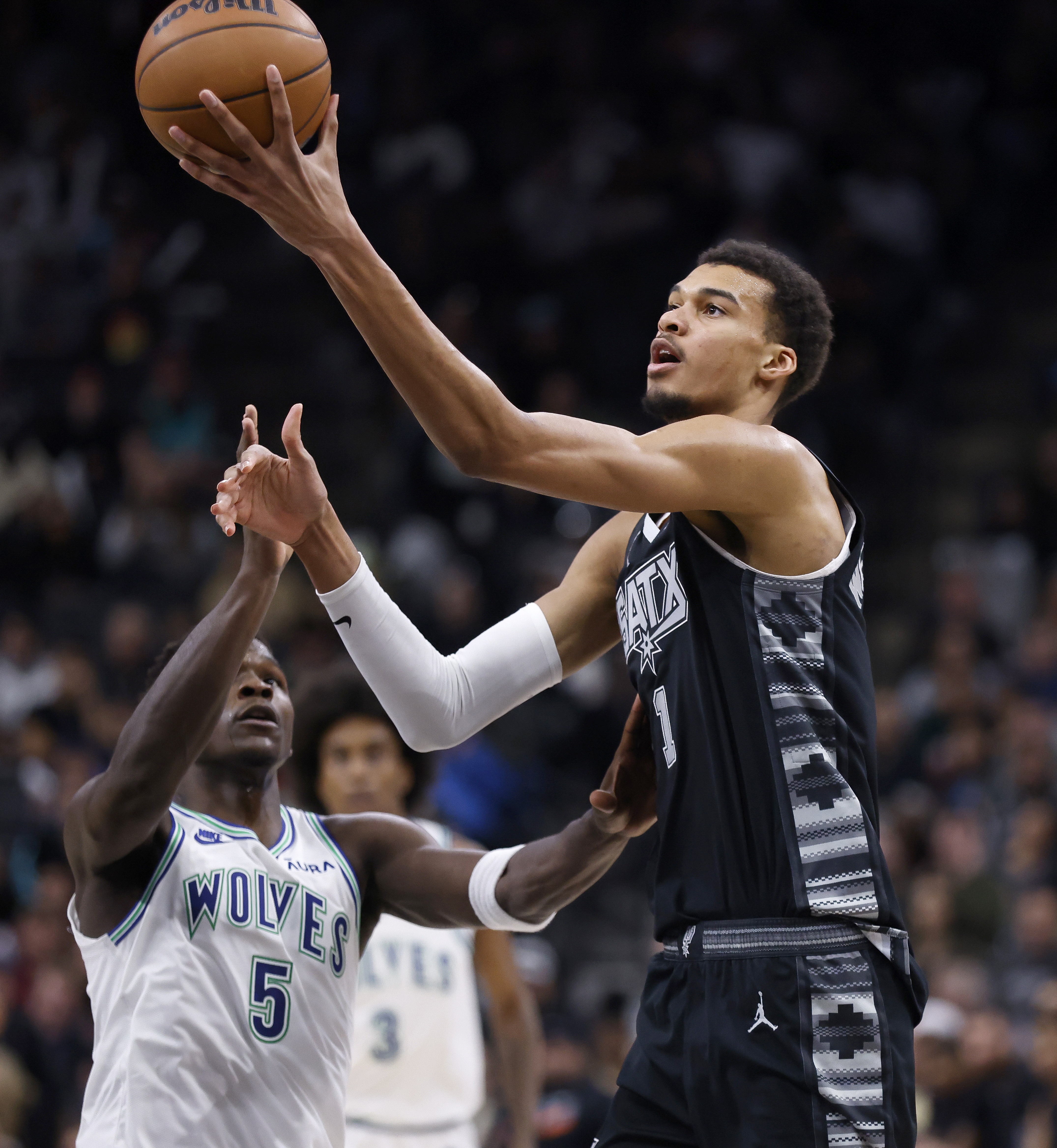 ESPN排25岁以下25大球星：文班力压华子居第一 火箭四人上榜