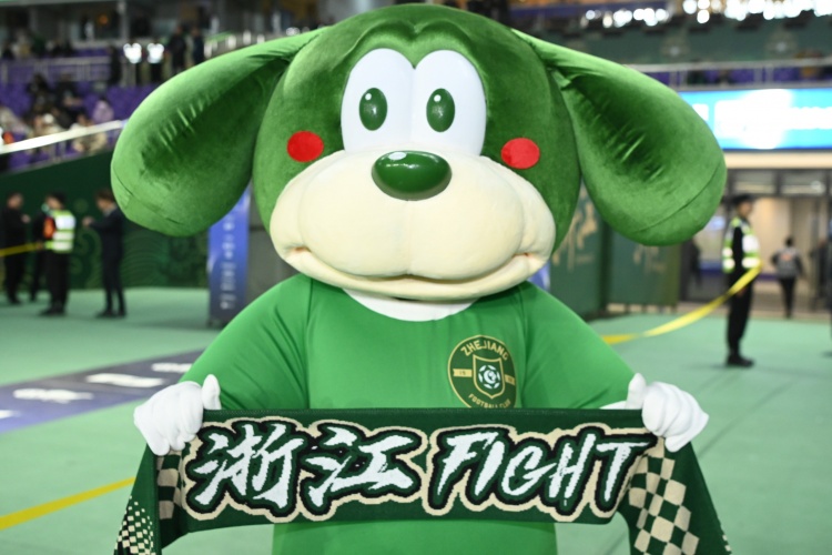 ⚽欧冠战报：哈兰德梅开二度，格瓦迪奥尔2次送礼，曼城3