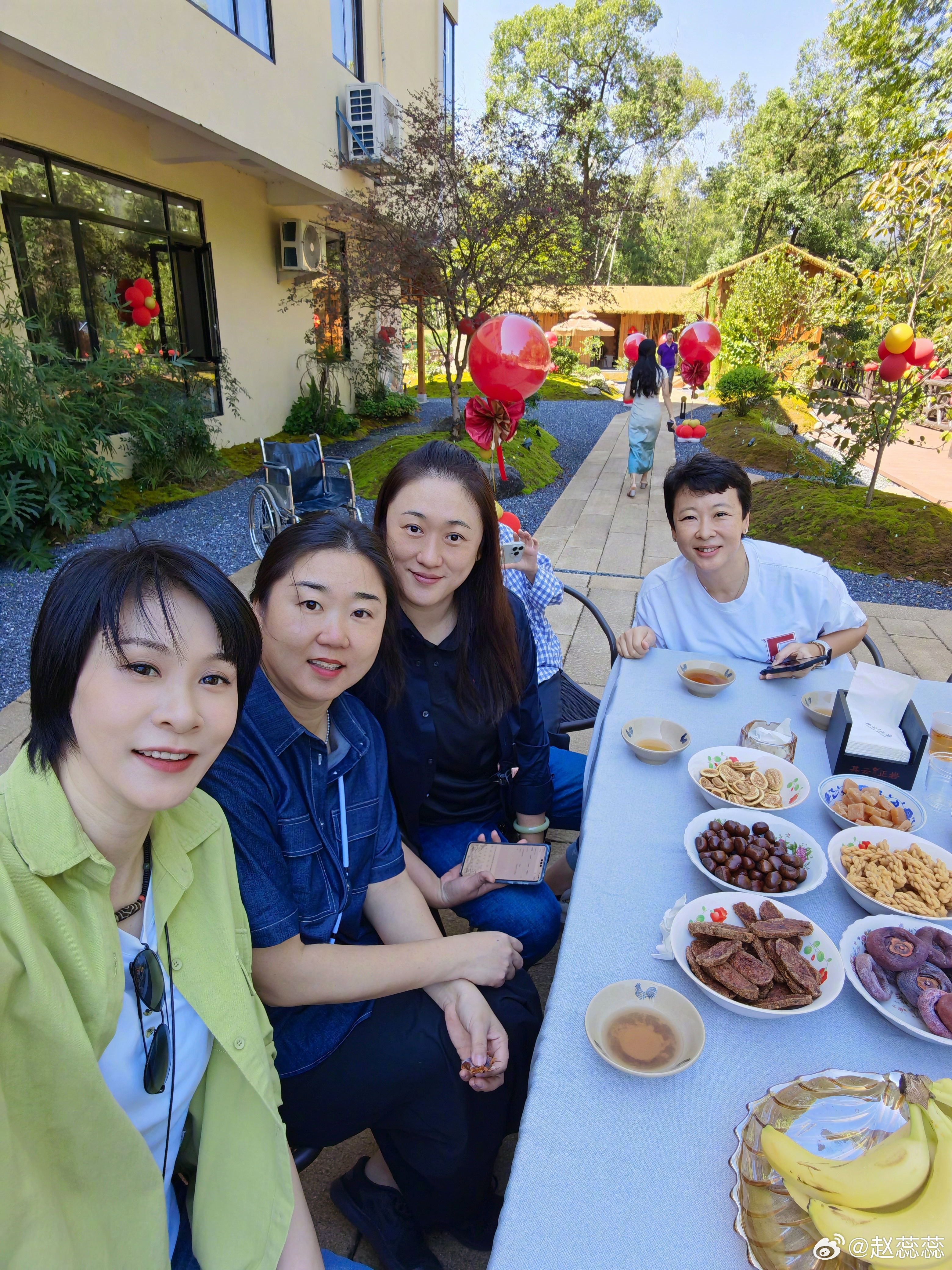 还记得吗？中国女排奥运夺冠20周年聚会：陈忠和&冯坤&赵蕊蕊在列