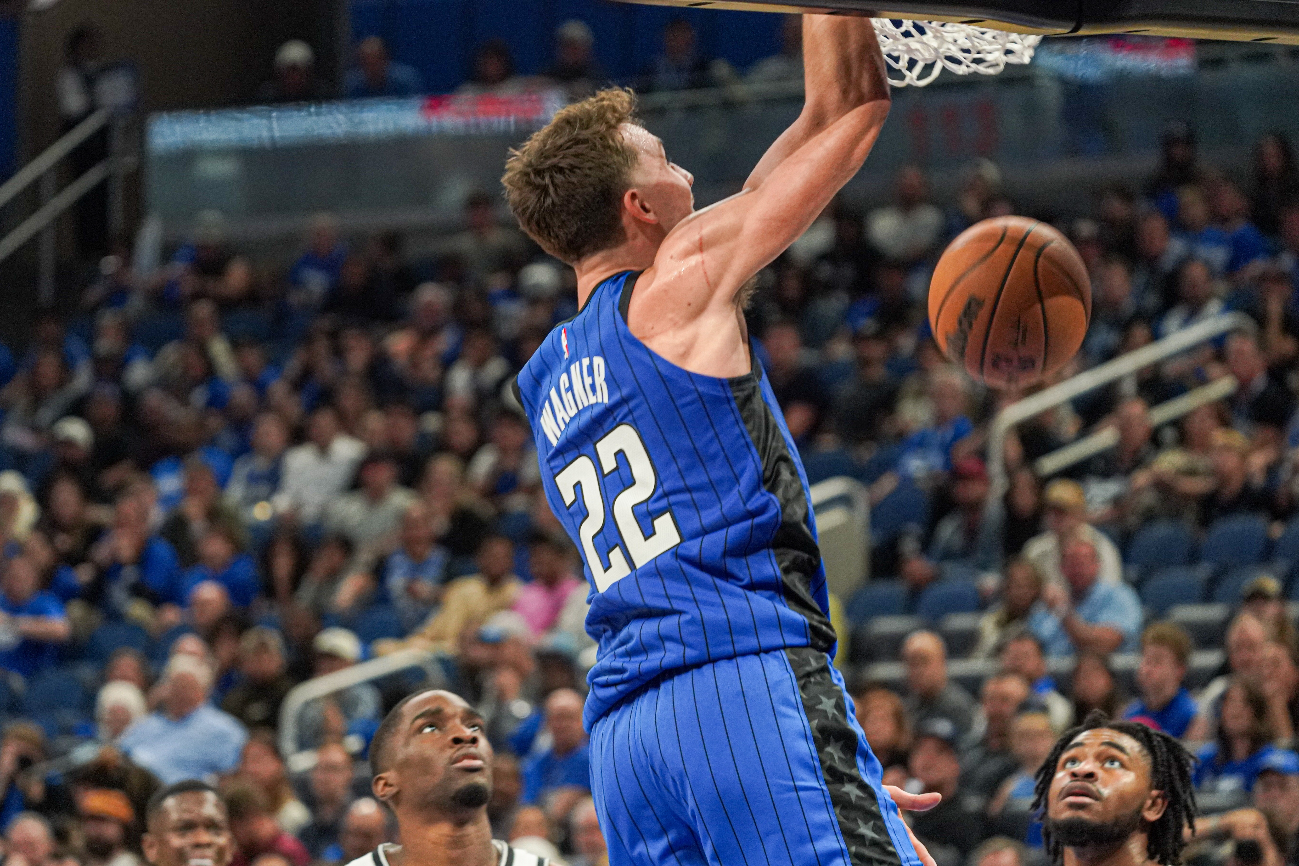 NBA彩经：绿军再胜骑士 雷霆击落火箭 洛城双雄双双制胜