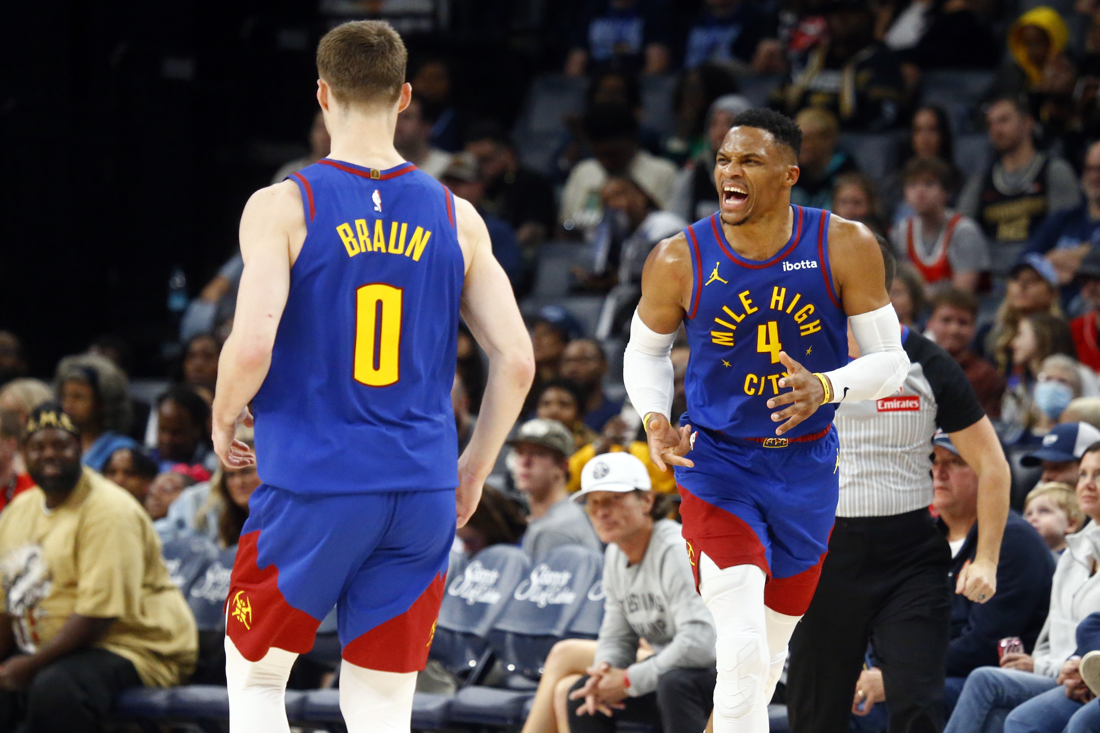 克劳福德问候艾弗森：你把游乐场带到了NBA，你是我的英豪