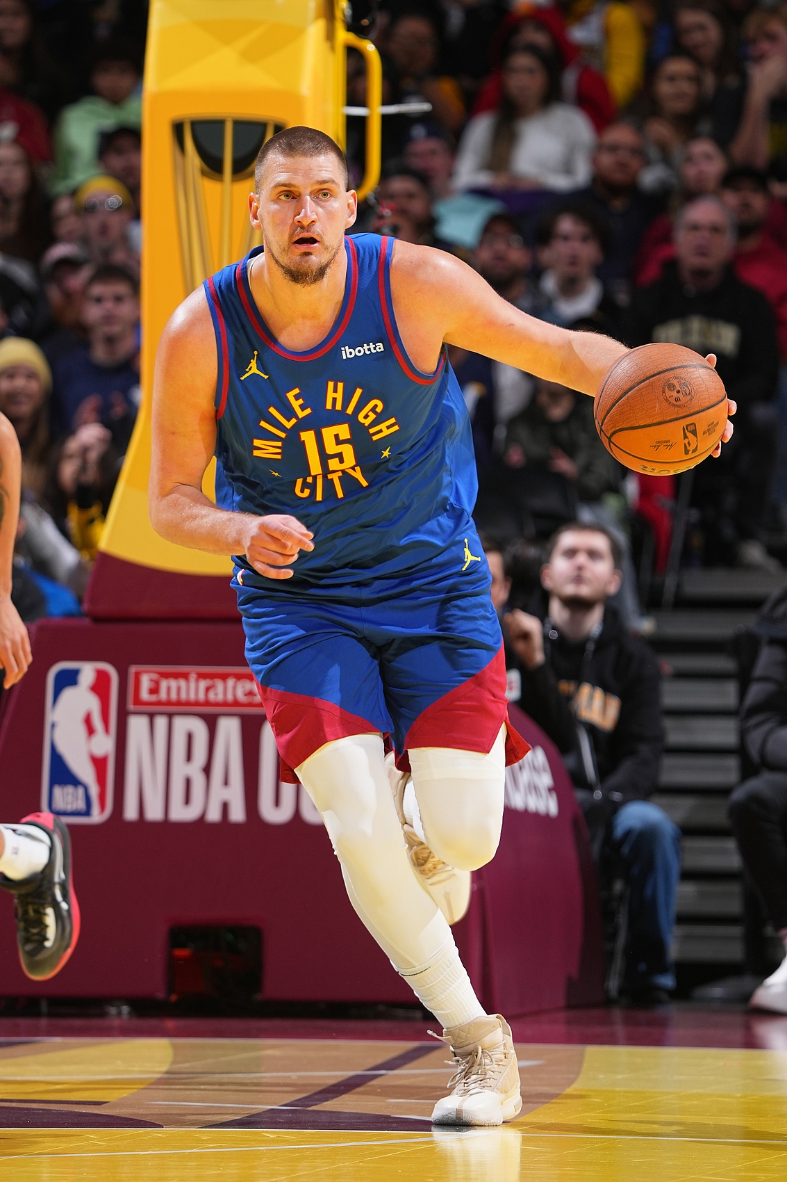  胖子再夺MVP？约基奇得分篮板助攻总和超56 联盟兼并以来无人超53