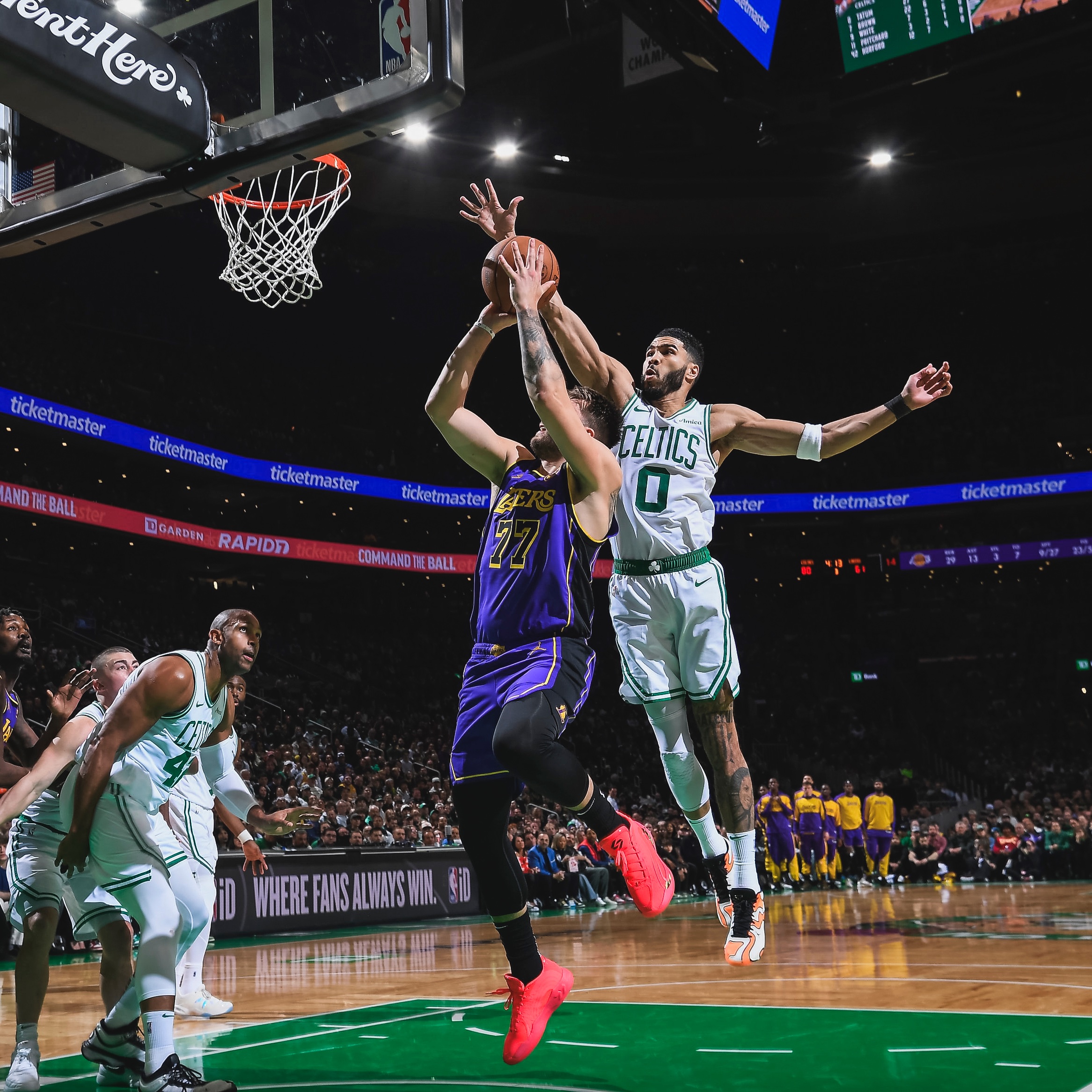 png电子官网☘️门面！杰森-塔图姆表现优异 全场28中12得到40+12+8