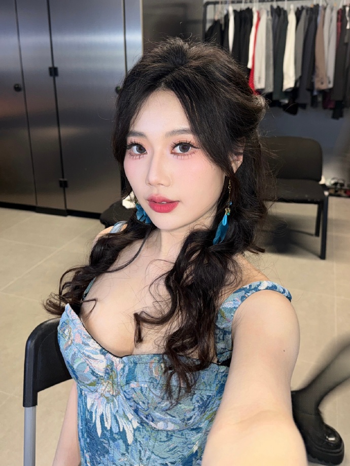 这么大的事情怎么不早说！永劫官方女主持陈鱼晒照：今天什么鱼？