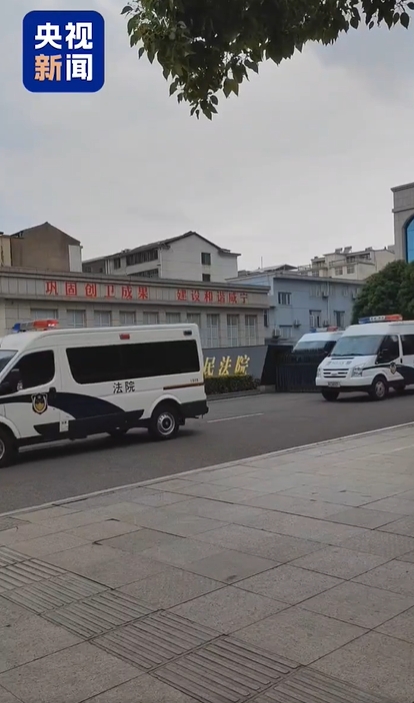 二审最新画面！李铁被押回看守所
