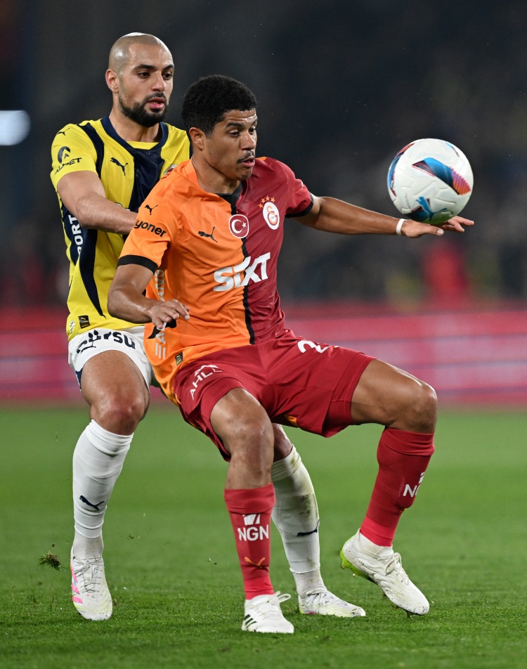 英媒：热刺关注加拉塔萨雷中场萨拉；球员曾在英冠诺维奇效力