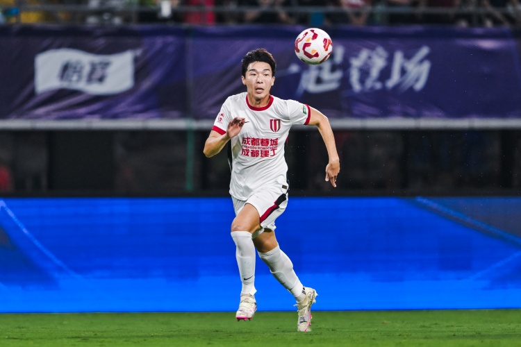 [体育资讯]元敏诚：蓉城踢前五球队不败后提升自信 渴望入选新