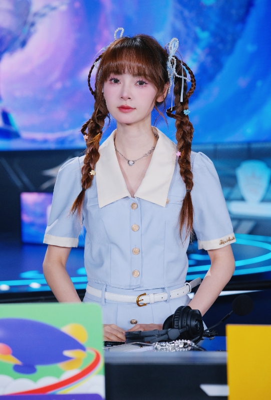 QQ飞车解说凉笙晒照：季后赛第一周返图