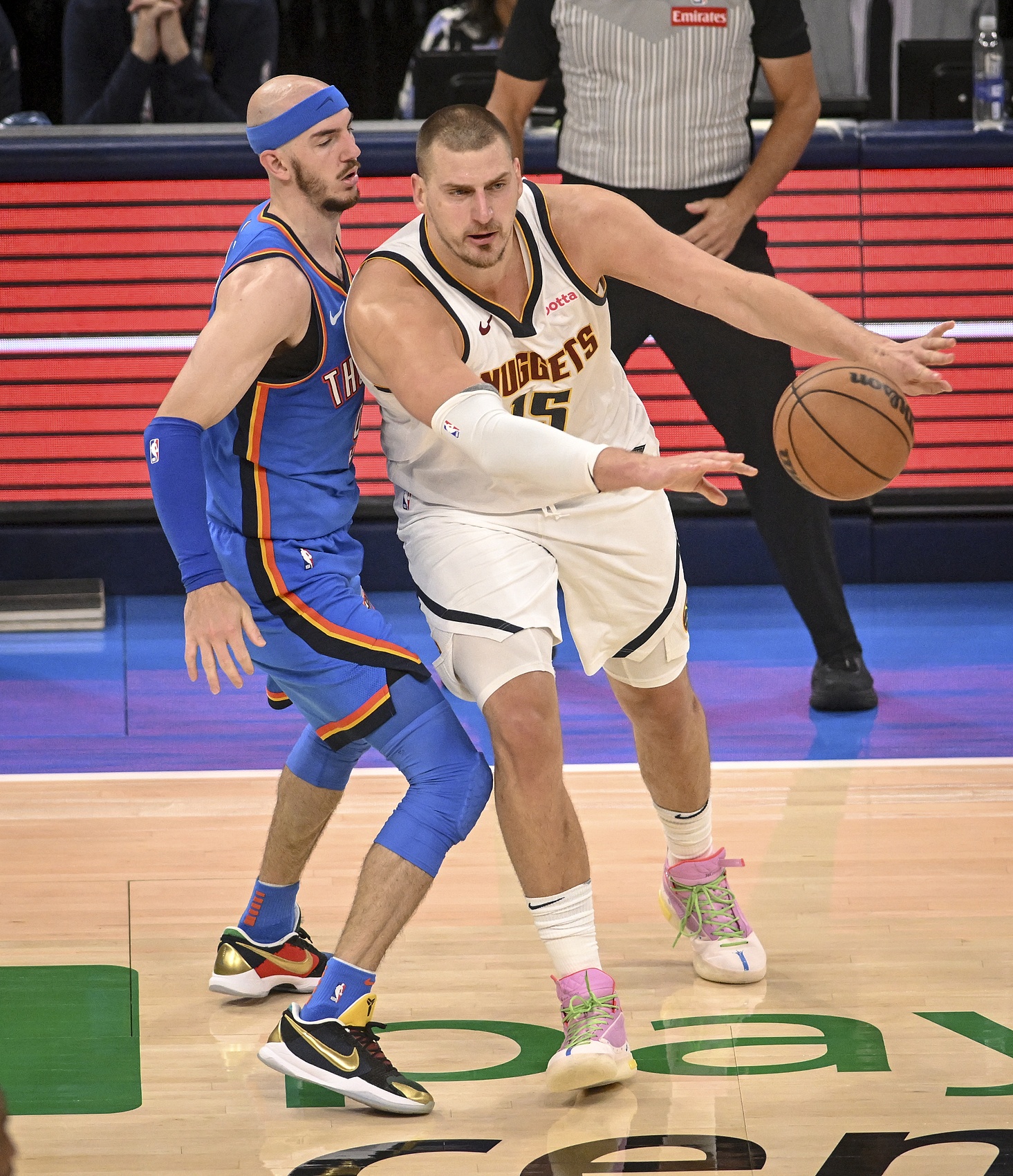 【NBA】卡鲁索谈防约基奇：他很难对付 防守他需要付出巨大的