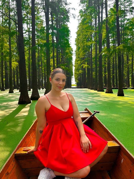 国足太太团+1！杨明洋与妻子是跨国恋💗育有两个孩子生活美满