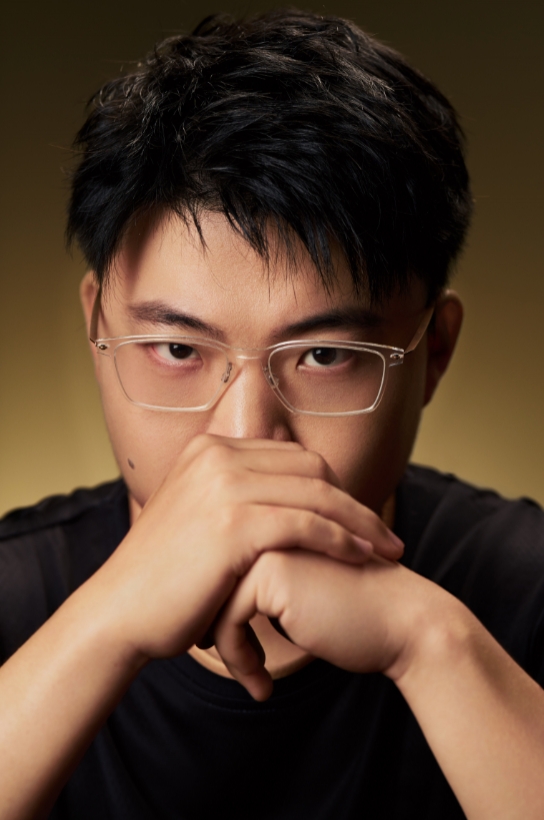 LPL祝贺Uzi入选名人堂：以信仰之名，镌刻时代印记