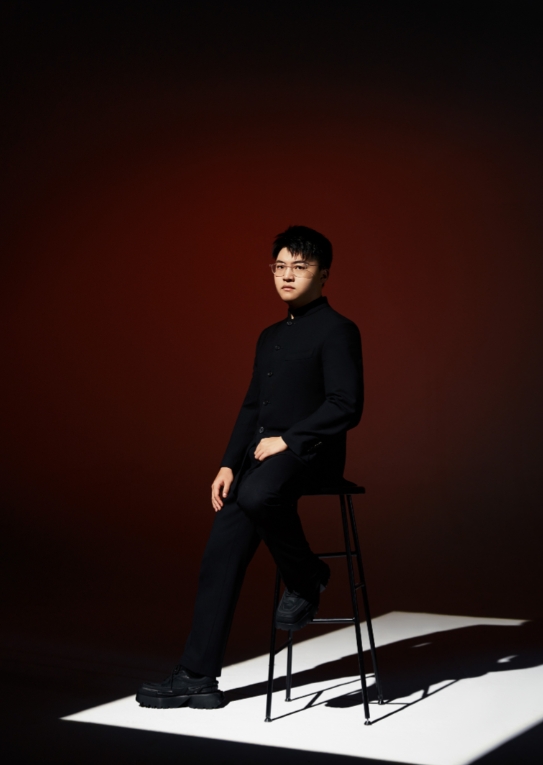 LPL祝贺Uzi入选名人堂：以信仰之名，镌刻时代印记