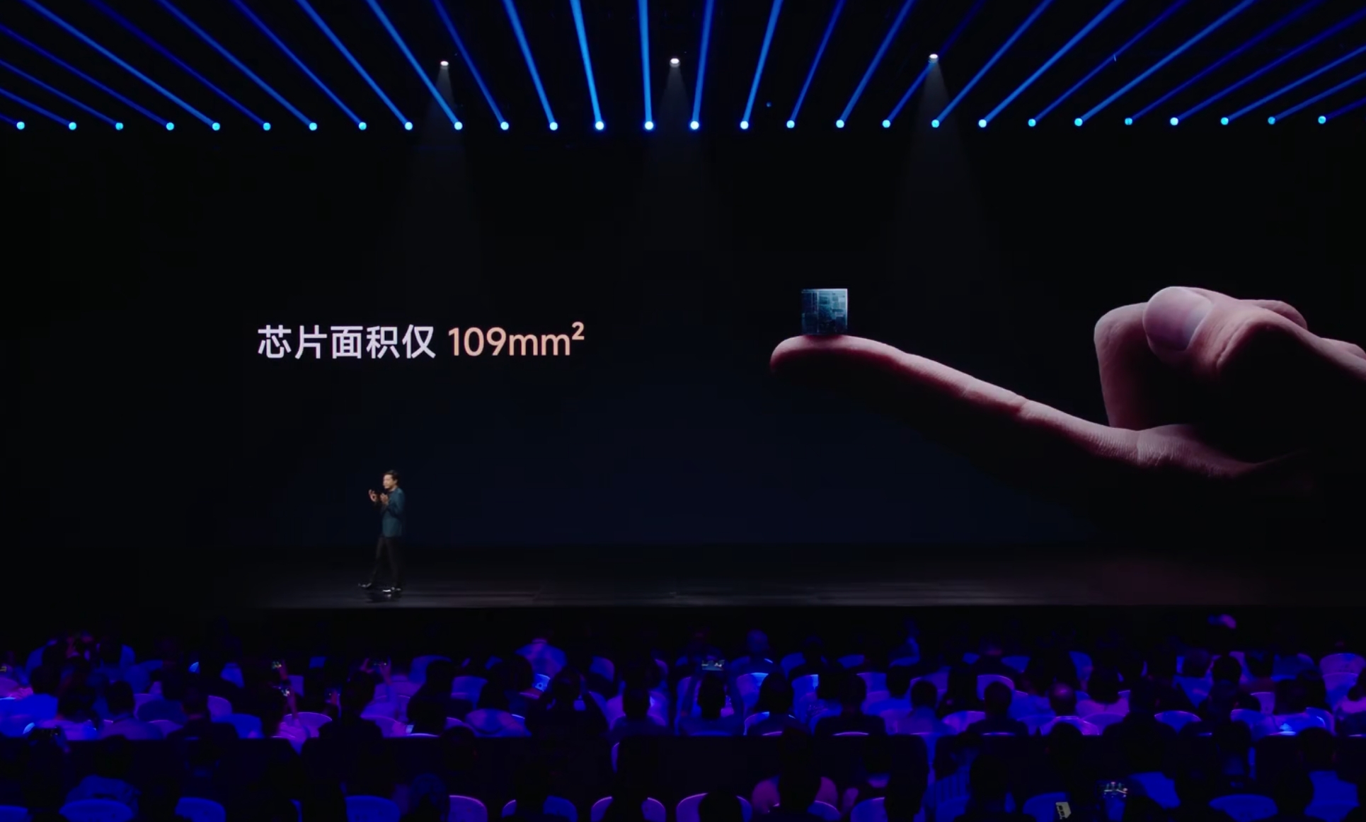 5499！雷军发布搭载自研CPU 玄戒O1的小米手机15sPro  还可享受国补