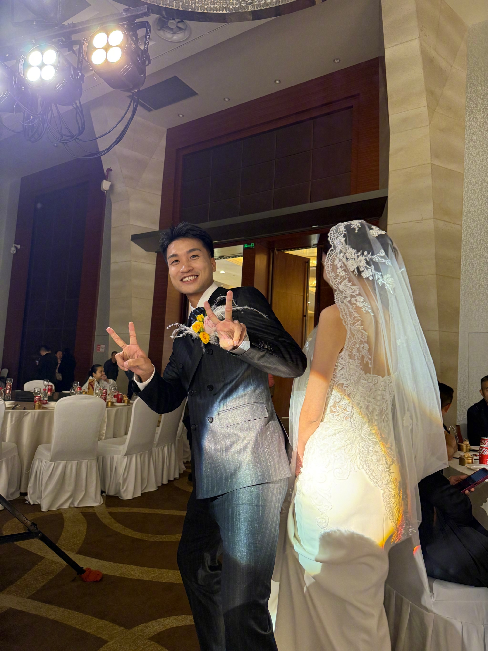 陈纯新与他的挚爱步入婚姻殿堂！祝福他们新婚快乐！ ​​​