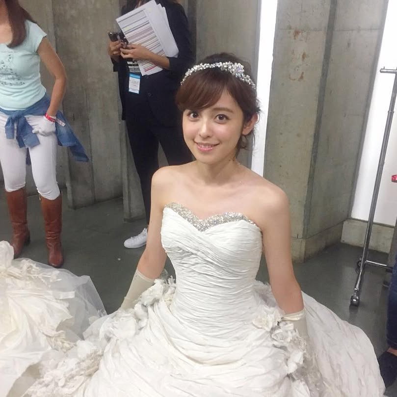 😍渡边雄太妻子晒夫妻二人合照：结婚三周年快乐💐