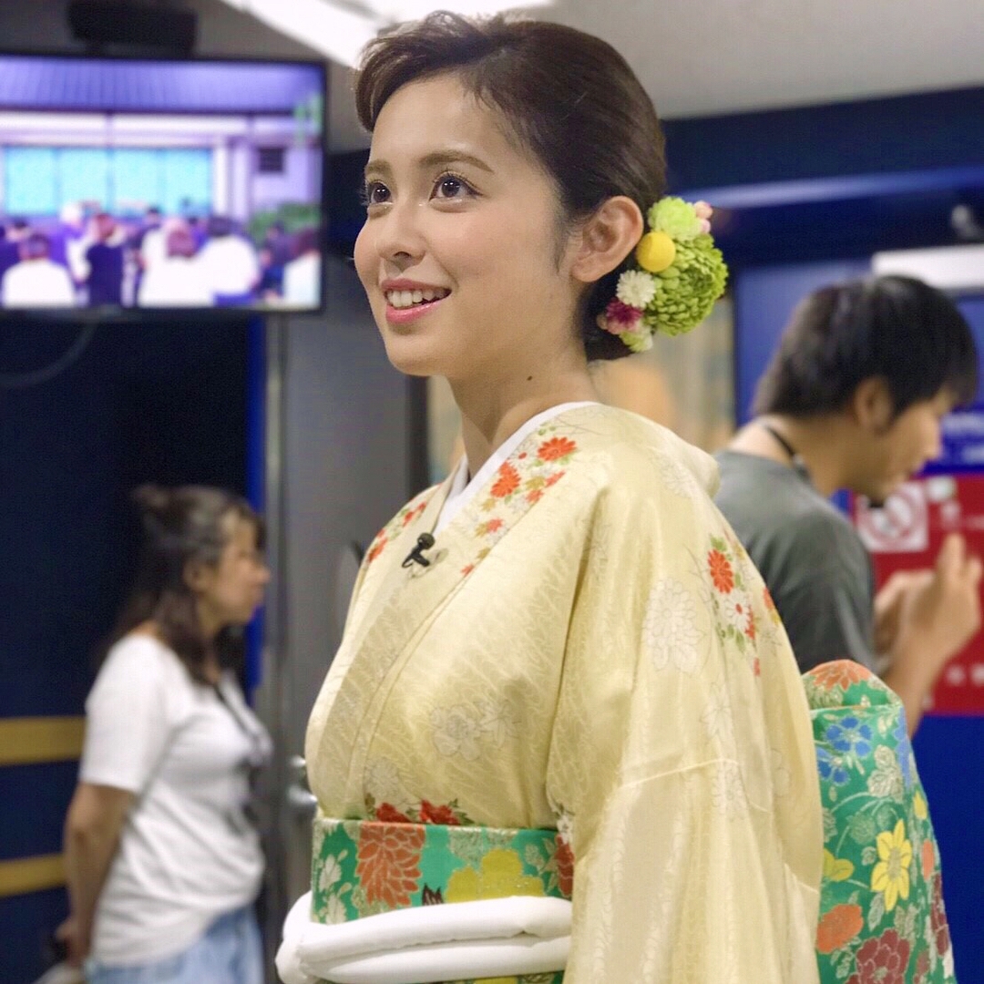 😍渡边雄太妻子晒夫妻二人合照：结婚三周年快乐💐
