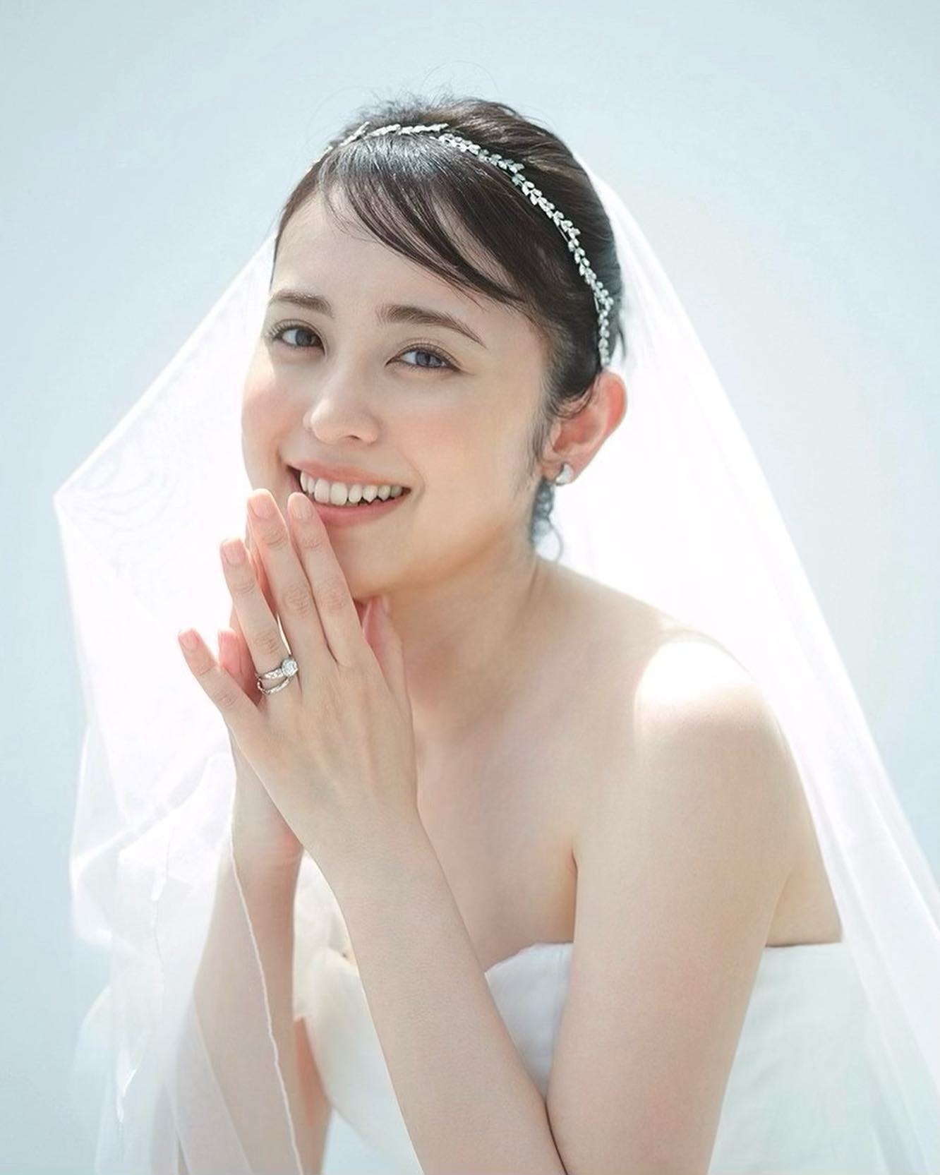 😍渡边雄太妻子晒夫妻二人合照：结婚三周年快乐💐