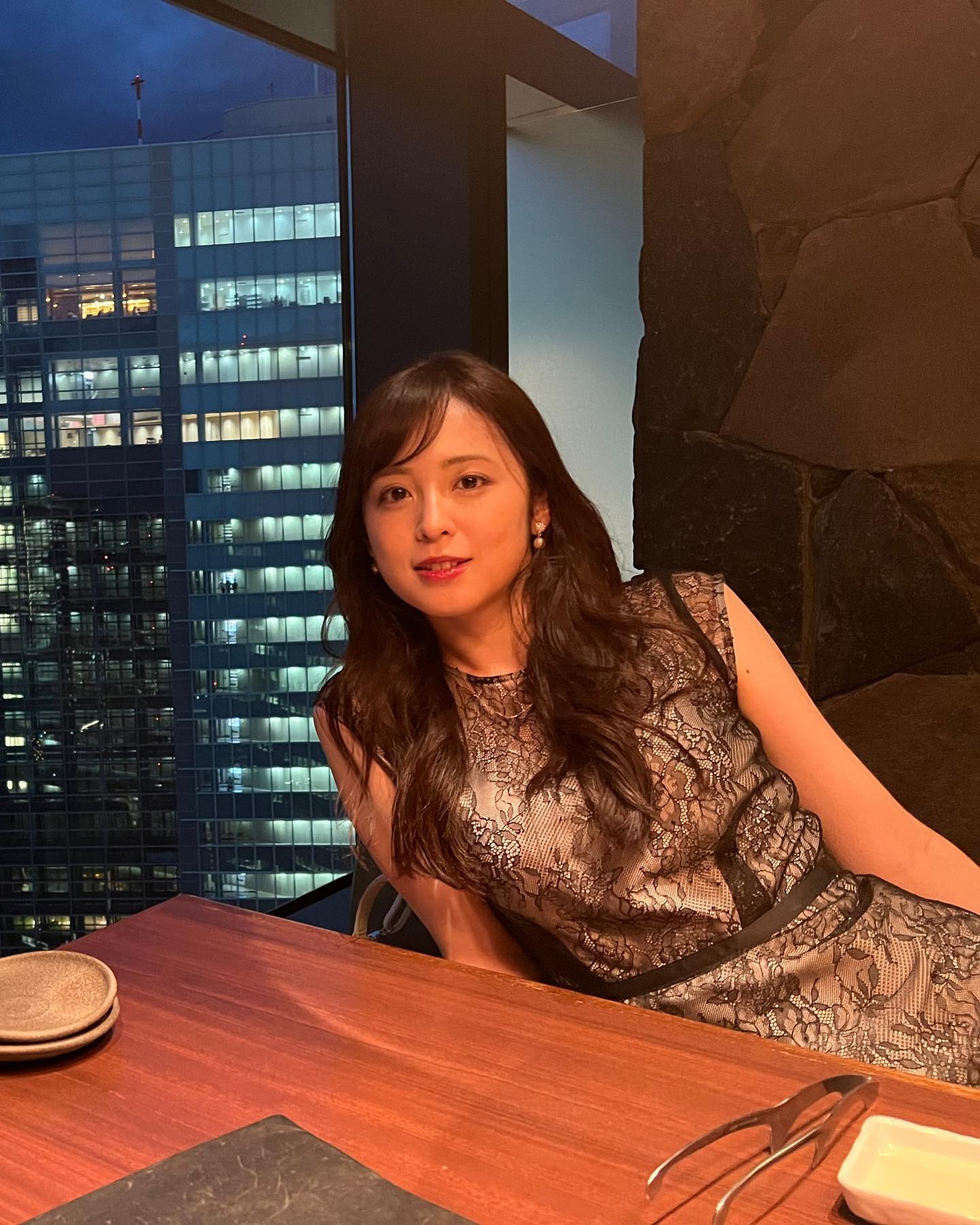 😍渡边雄太妻子晒夫妻二人合照：结婚三周年快乐💐
