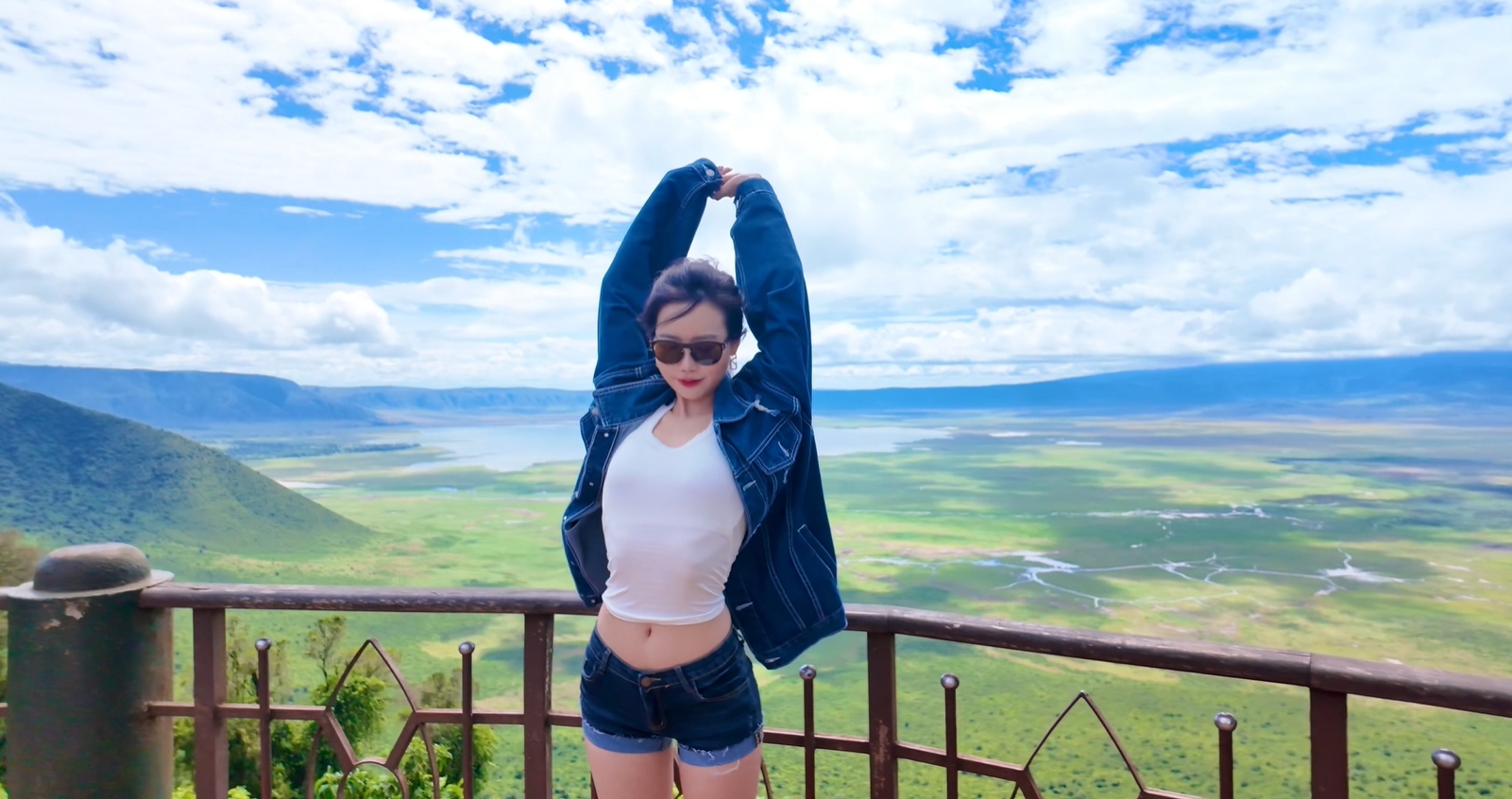 永劫无间美女主持陈鱼晒照：最近出去野了一把