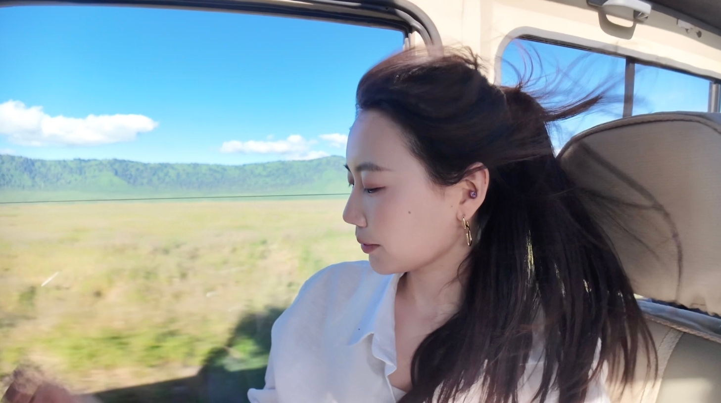 永劫无间美女主持陈鱼晒照：最近出去野了一把