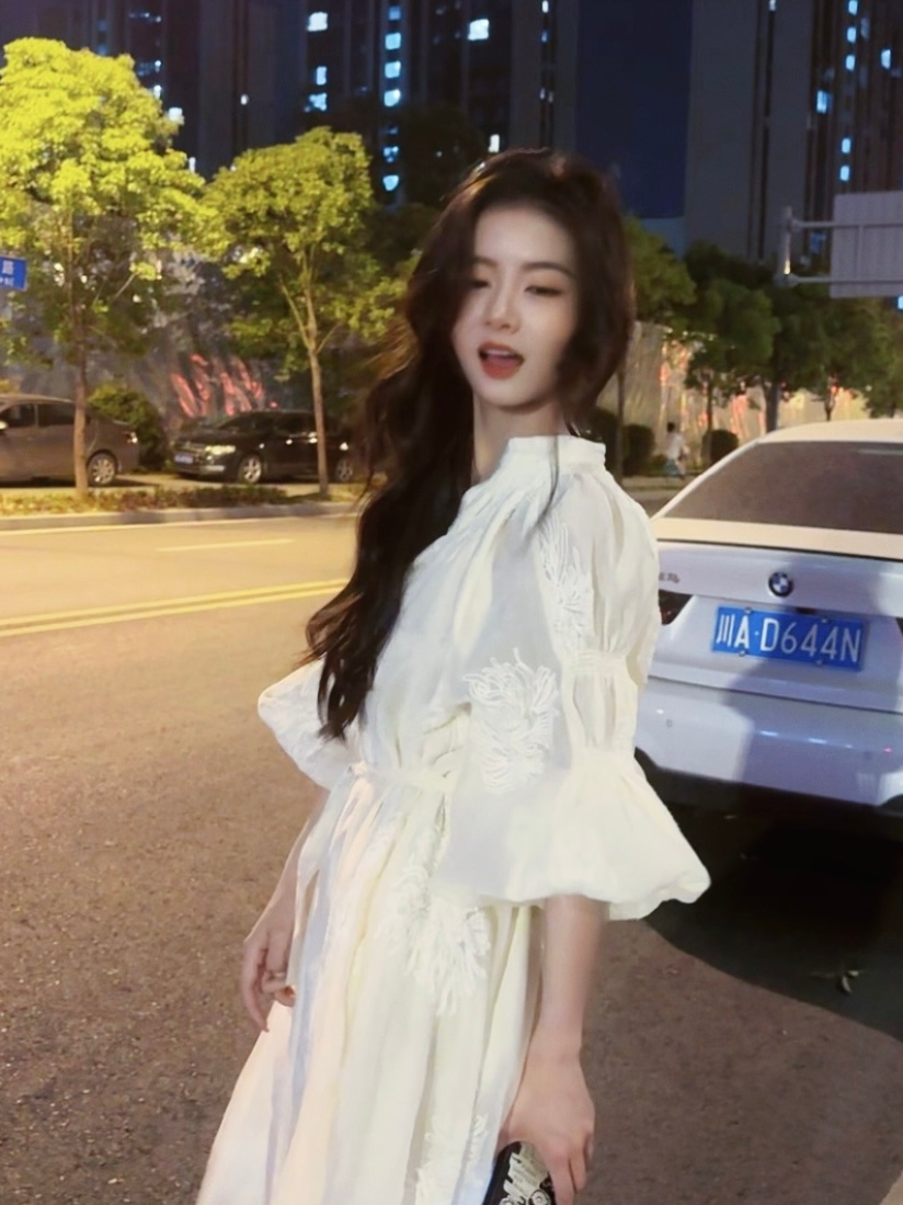 主持方游晒照：随时随地大小拍