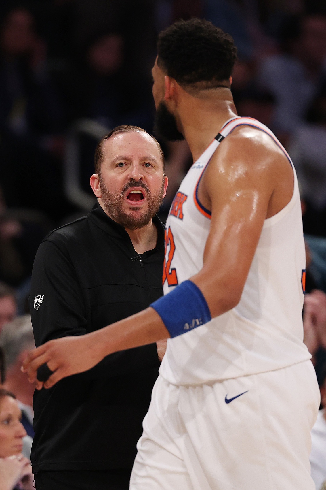 NBA高管：若唐斯在解雇锡伯杜事件中扮演了重要角色 那我不会惊讶