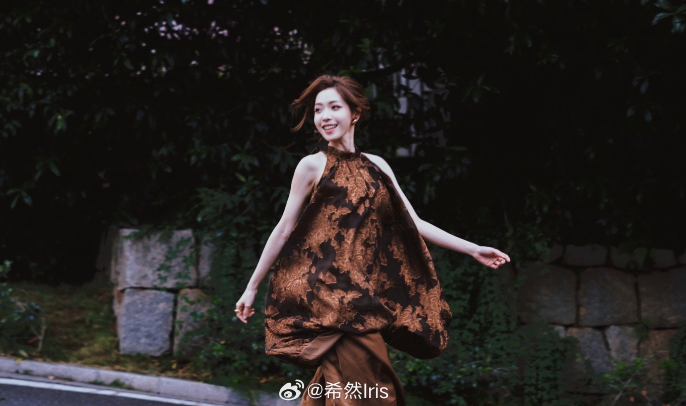 一开始就忘记了单词！ Xiran为我的100 的问题道歉 我尽快向俱乐部道歉