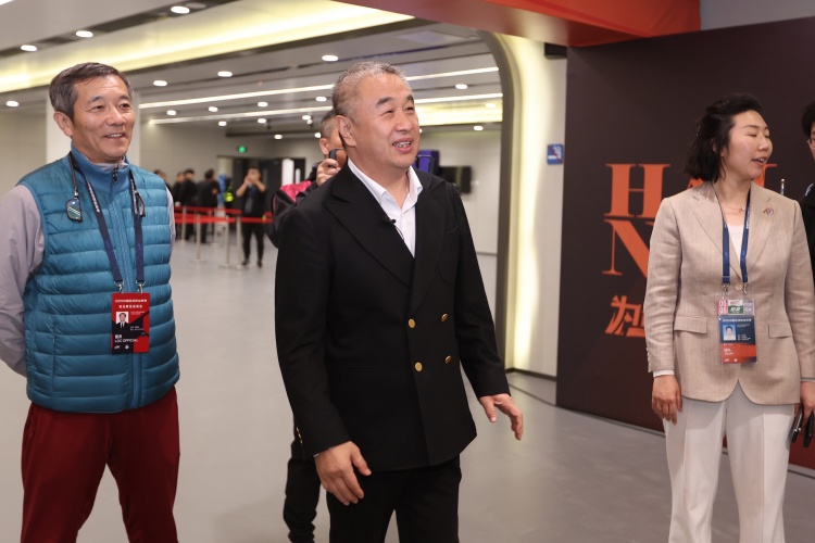[有道理嘛?]乔伟光：单一民营企业能力有限，海牛期盼在中足联