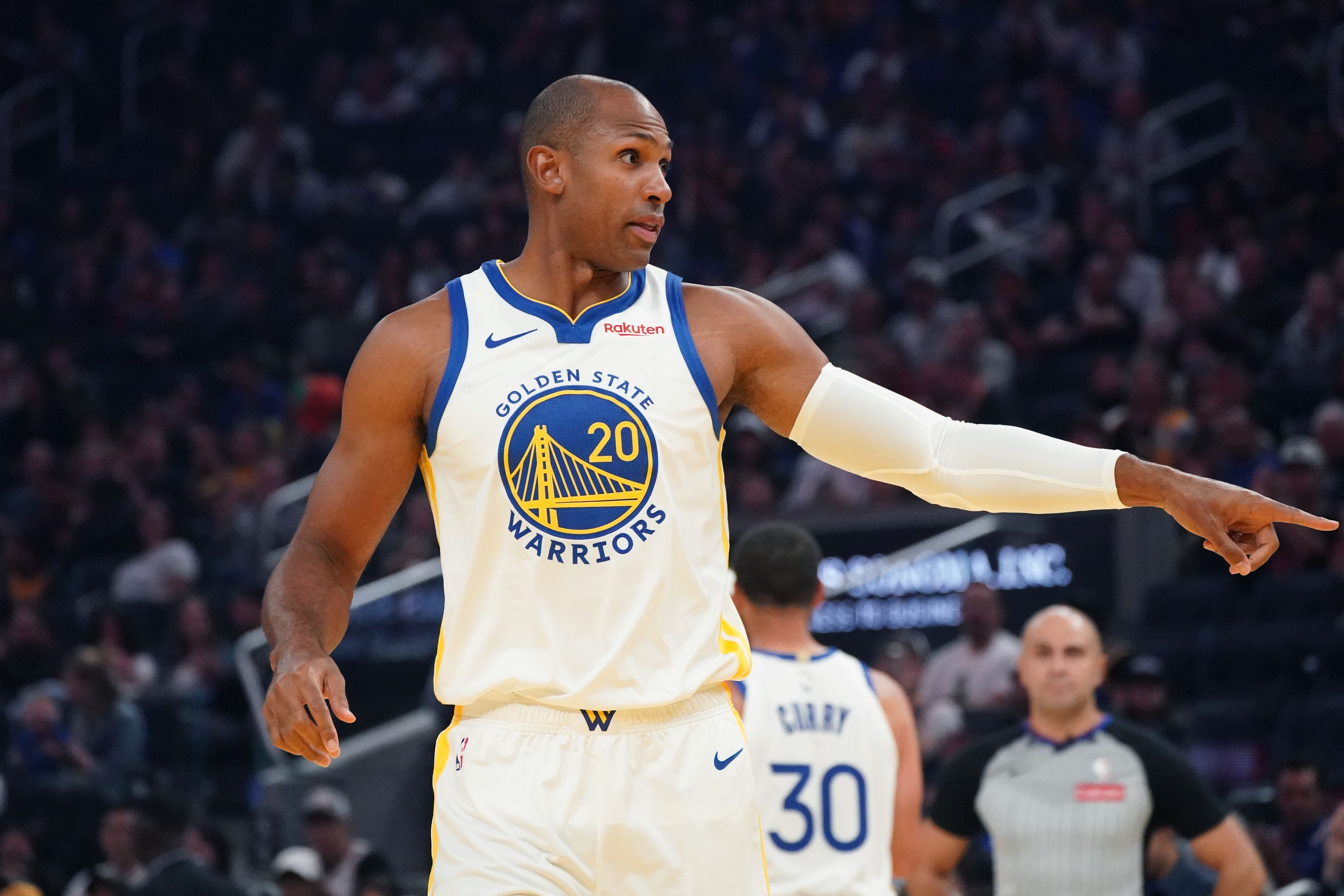 [NBA]首秀3X4！科尔：霍福德就是万能拼图 无论什么阵容