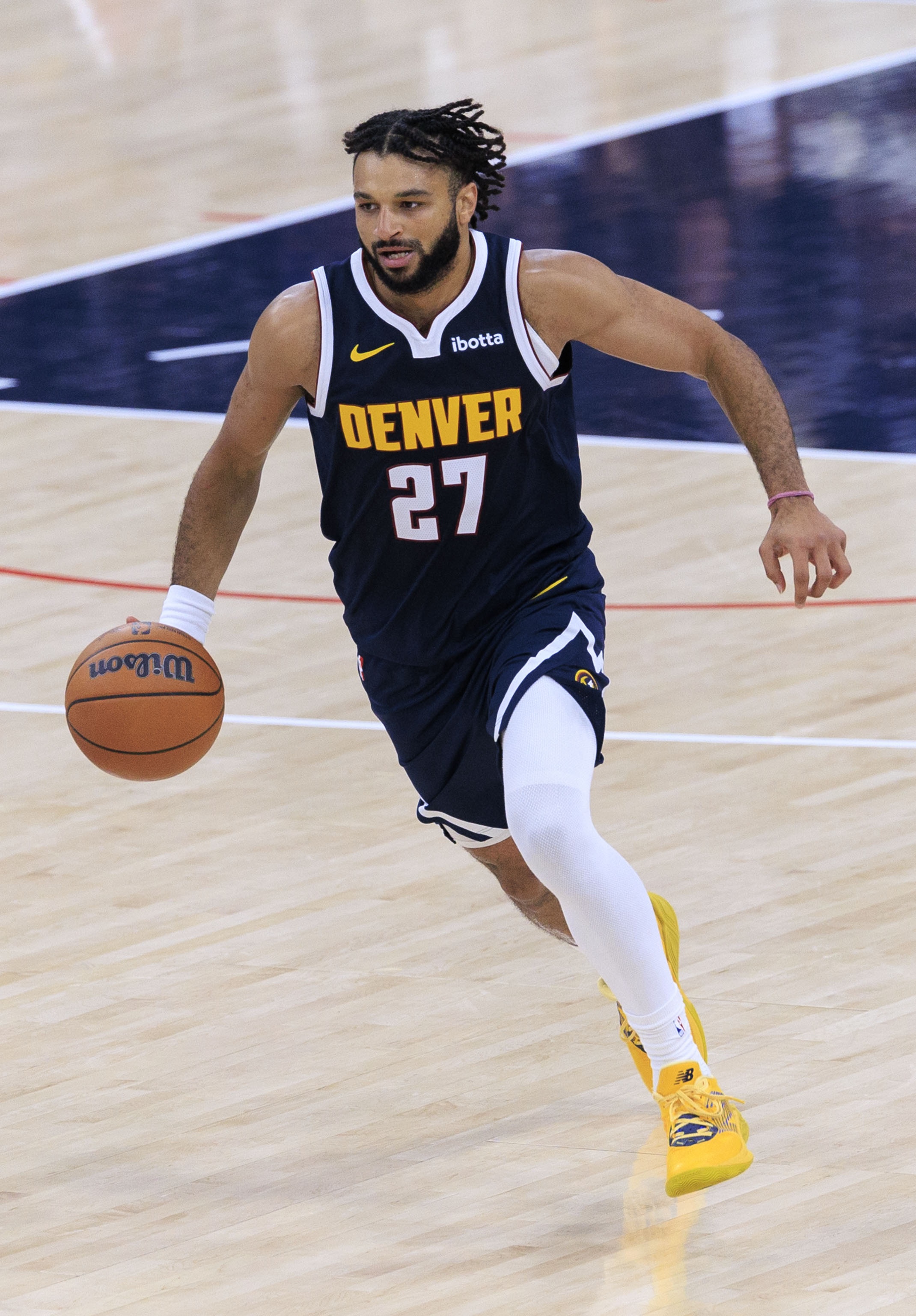 [体育头条]穆雷谈大幅领先保持心态：必须沟通 仅几个回合场上形势就会逆转(图1)