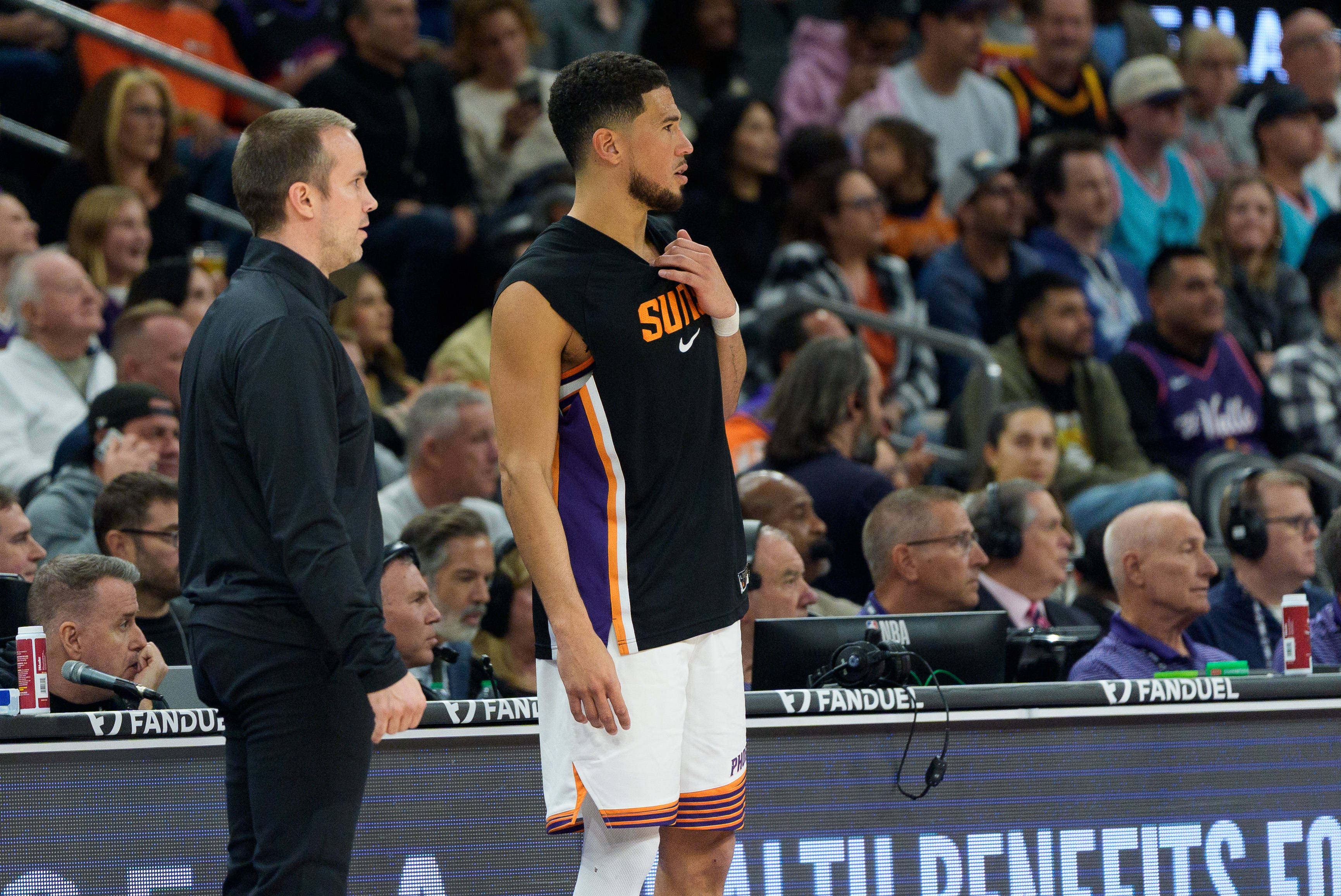 [赛事新鲜事]奥特谈布克吃T：裁判没给任何解释 我认为布克只