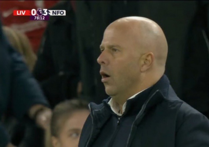 今日趣图：利物浦夏窗四亿妄为，如今拿下东部第一，很合理吧