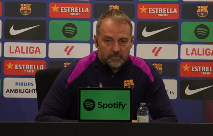 欧冠开场44分钟染红！弗里克：阿劳霍感染肠胃炎，下场肯定缺席