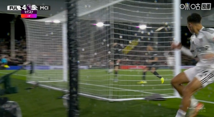 救命了！第98分钟，格瓦迪奥尔极限门线解围