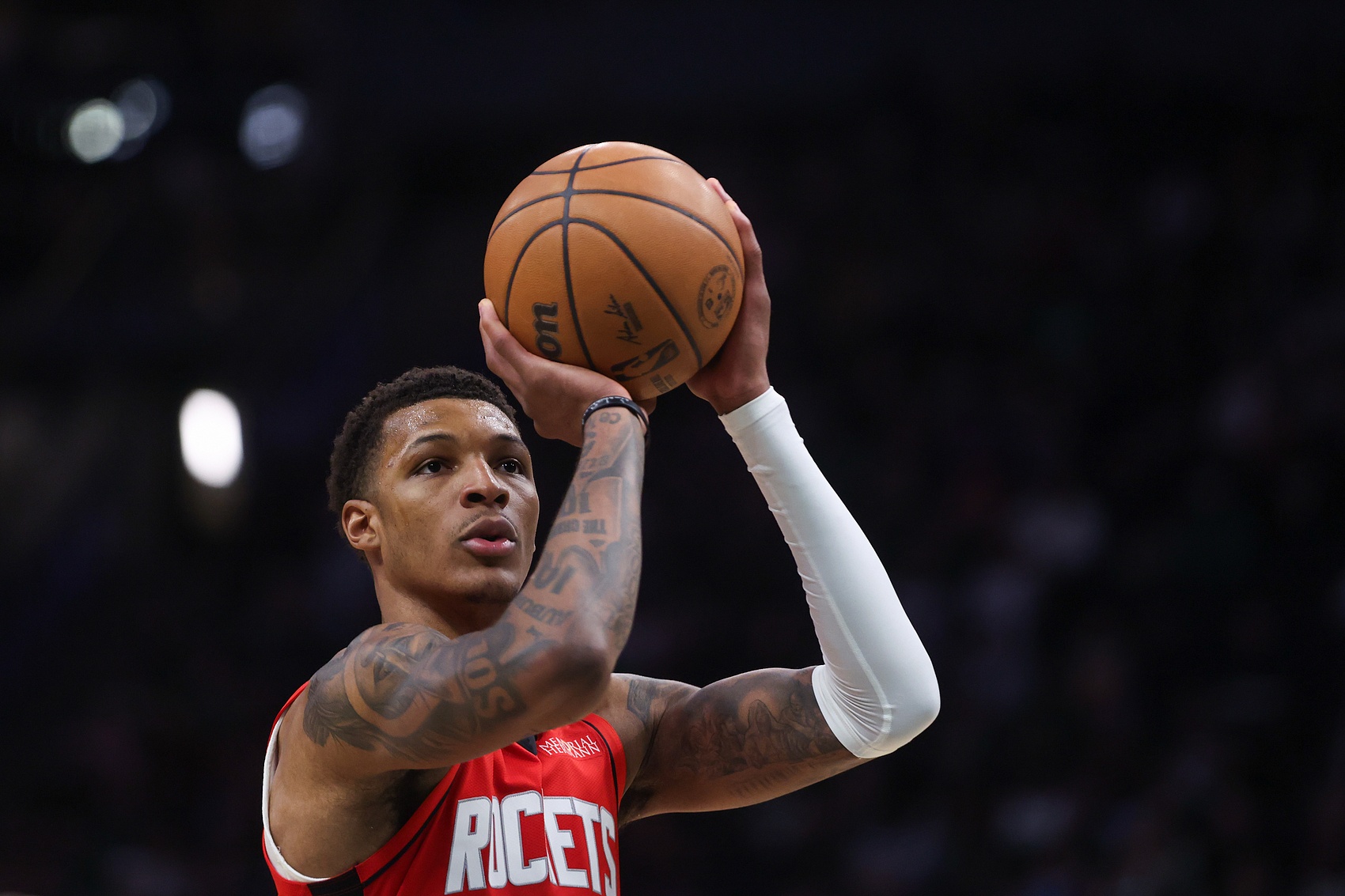 [新闻简讯]现在不⬇️管谁防都能拔起投中距离？小贾：这一直是我比赛的一部分(图1)