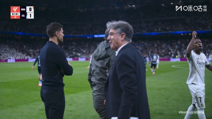 [今日赛况]毁灭吧主裁补时狂出2红3黄，维尼修斯讽刺道：再多