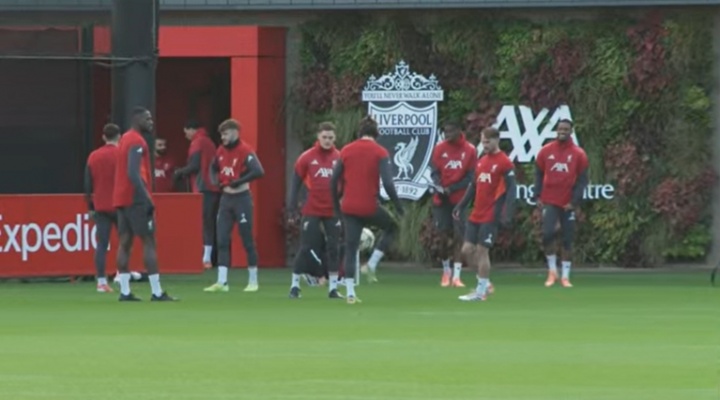 不受影响！利物浦开始欧冠备战训练，萨拉赫和队友有说有笑
