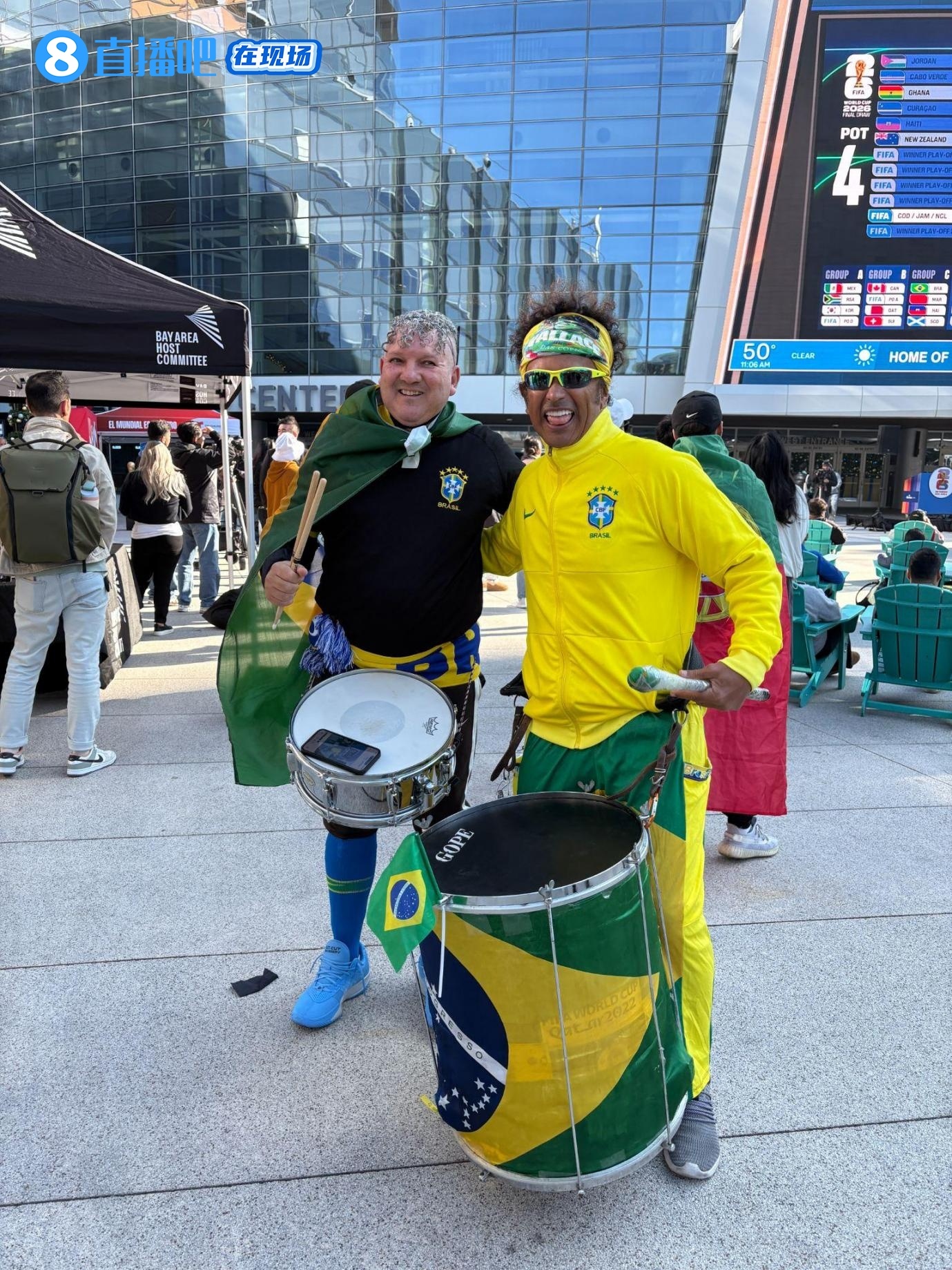[今日热门]【在现场】直击湾区世界杯抽签仪式⬇️派对：旧金山球迷的✌️清晨狂欢！(图1)