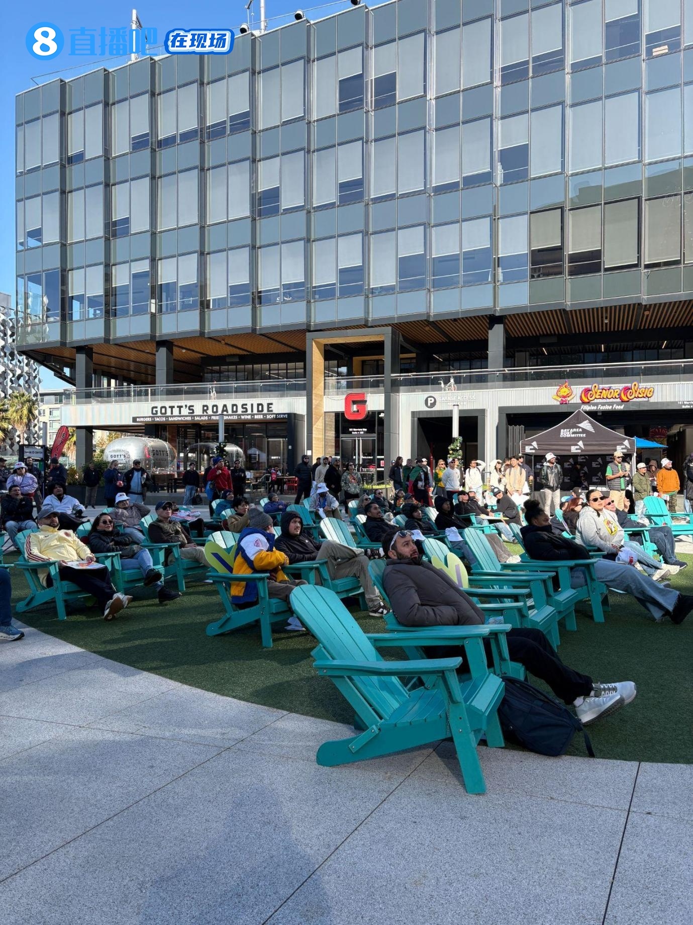 [今日热门]【在现场】直击湾区世界杯抽签仪式⬇️派对：旧金山球迷的✌️清晨狂欢！(图2)