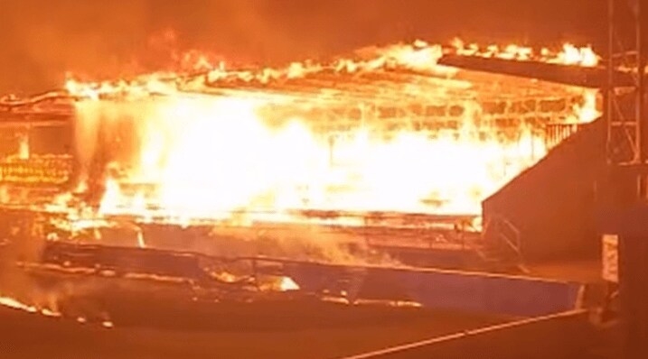 【精选必读】惨芬超球队刚降级主场看台又遭完全烧毁，警方怀疑人⭐为纵火