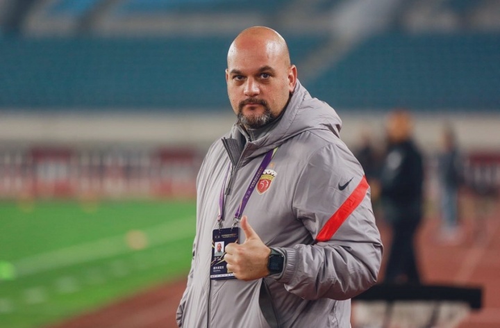 [新闻现场]内马✌️尔的膝盖手术，将由⚾曾效力海港的“奇迹医