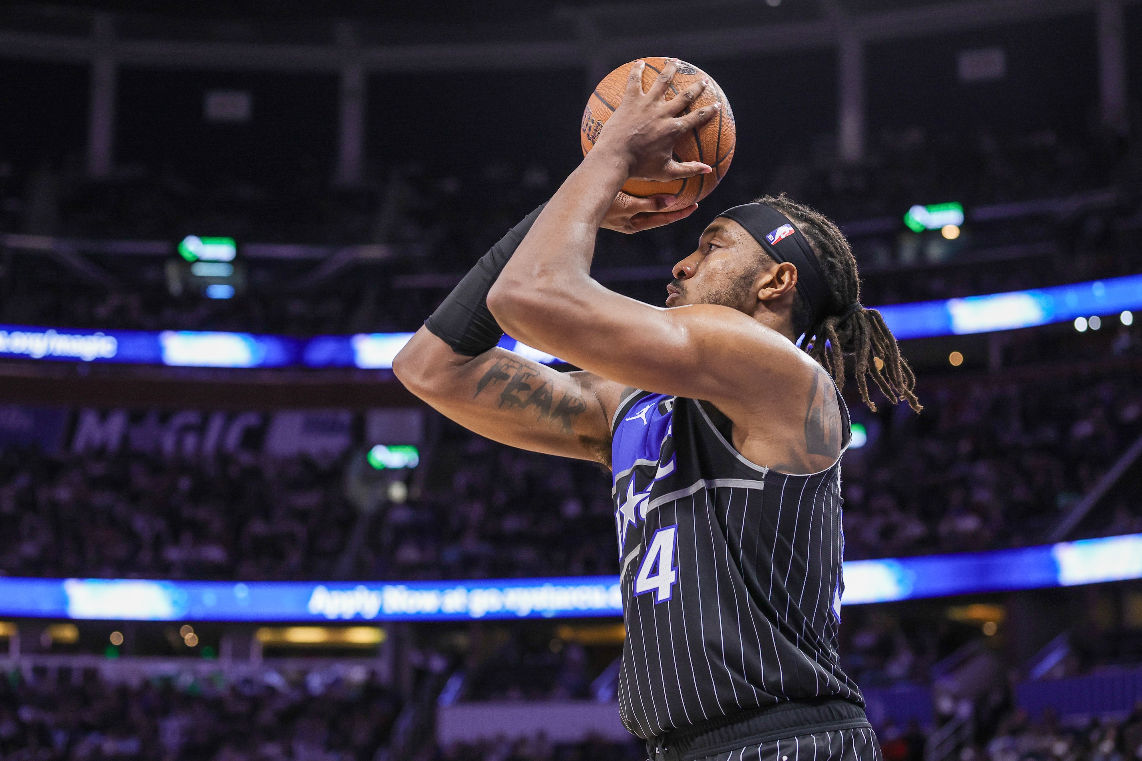 關(guān)鍵球！班凱羅送直傳 小卡特暴扣幫助魔術(shù)奪回1分優(yōu)勢