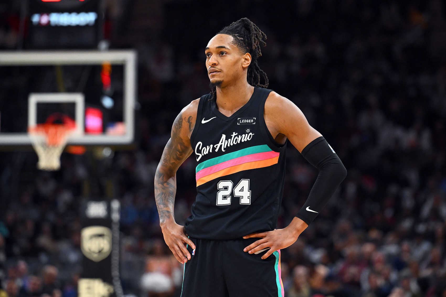 【有趣体育】米奇:瓦塞尔为赢球贡献实实在在价值 福克斯以身作 【有趣体育】米奇:瓦塞尔为赢球贡献实实在在价值 福克斯以身作