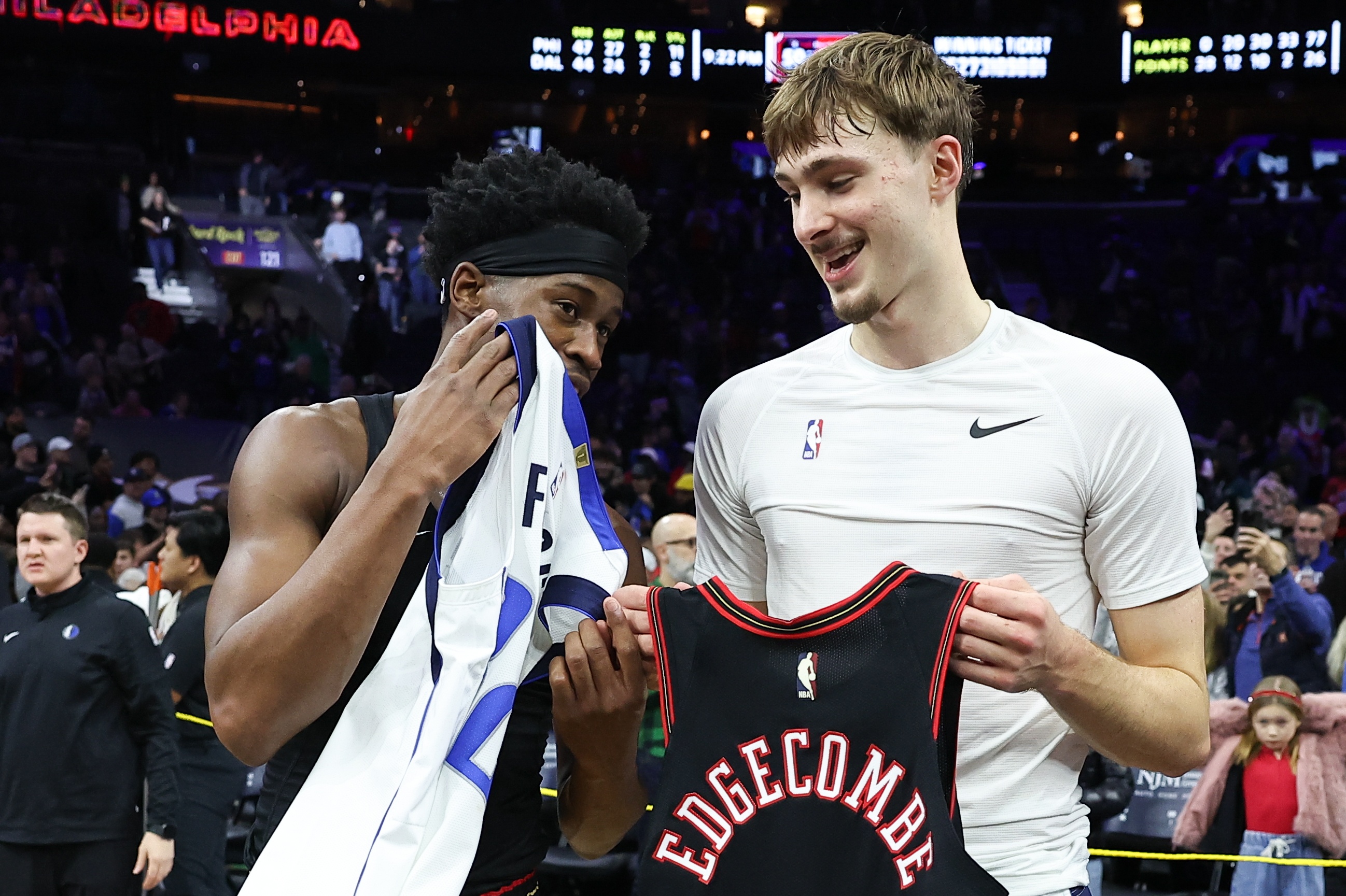 [体育世界]弗拉格：过去几年我一直都在和埃奇库姆竞争 我懂他