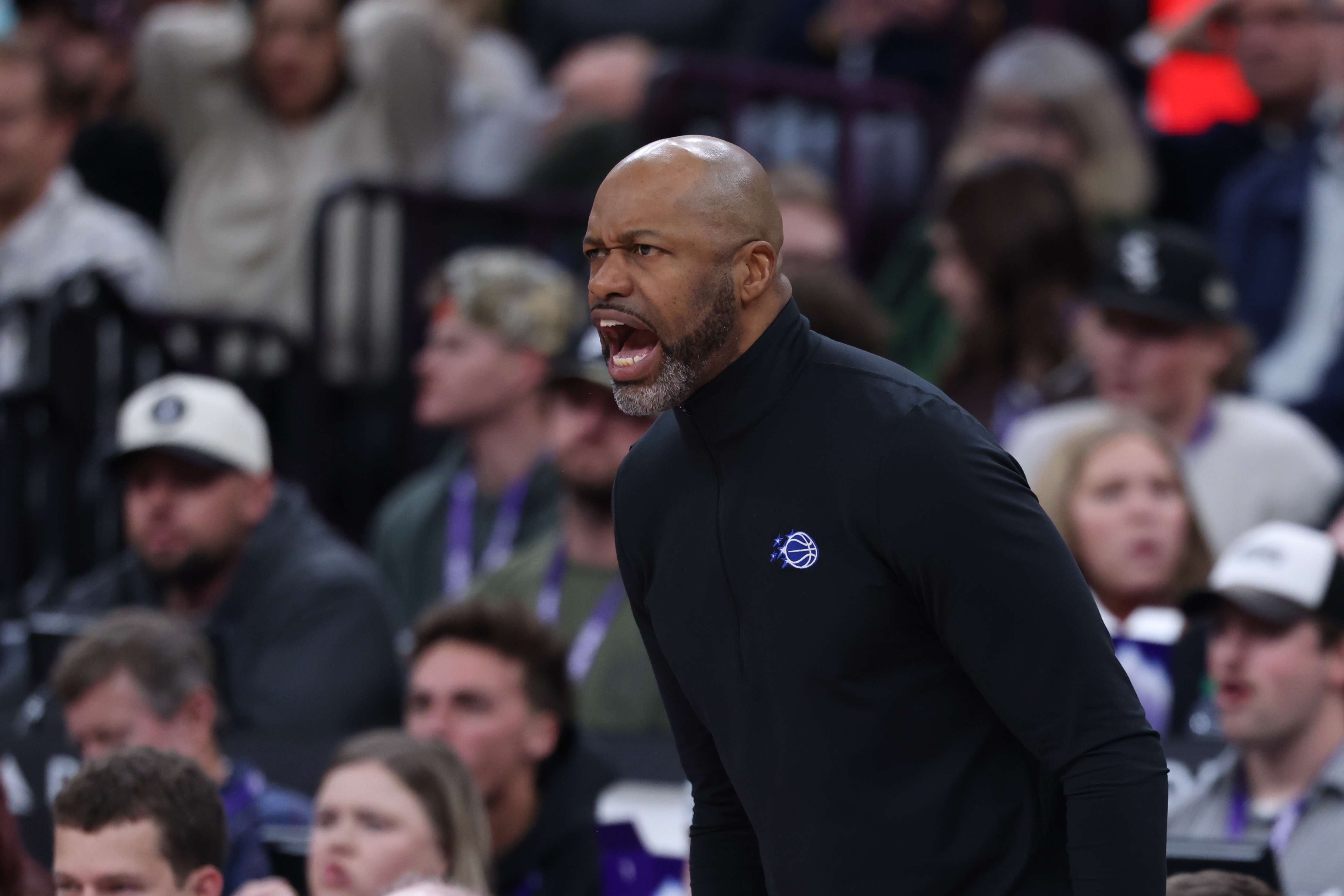 【球迷报道】魔术主帅：黄蜂到主场把我们狠狠干了一顿 他们最近