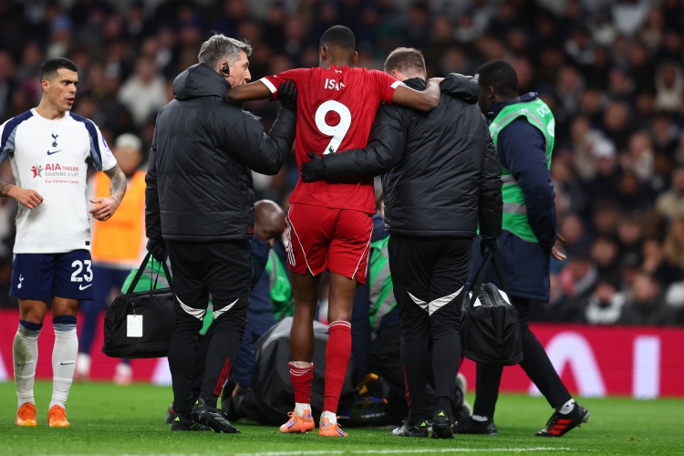 【推荐】电讯报：伊萨克的罢训+体能一直堪忧 让人怀疑他的身体